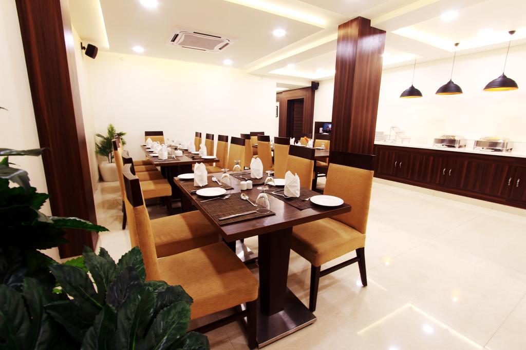 阿格拉 Genx Usha Kiran Agra酒店 外观 照片